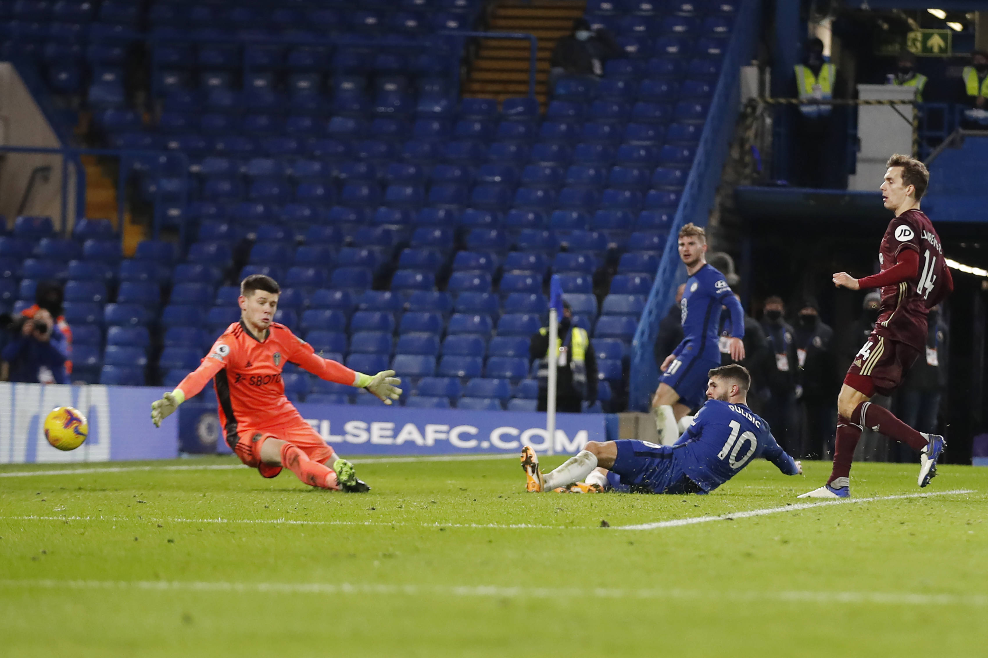 牌劲旅却可 牌劲旅却可