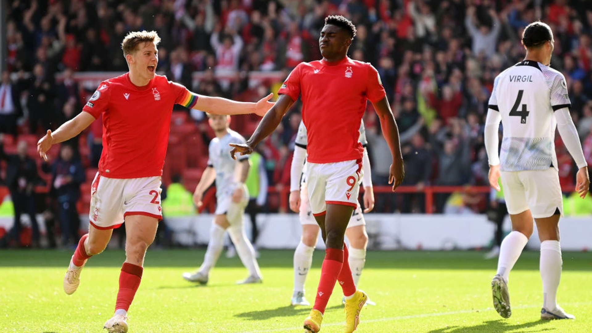 年轻球员在 年轻球员在